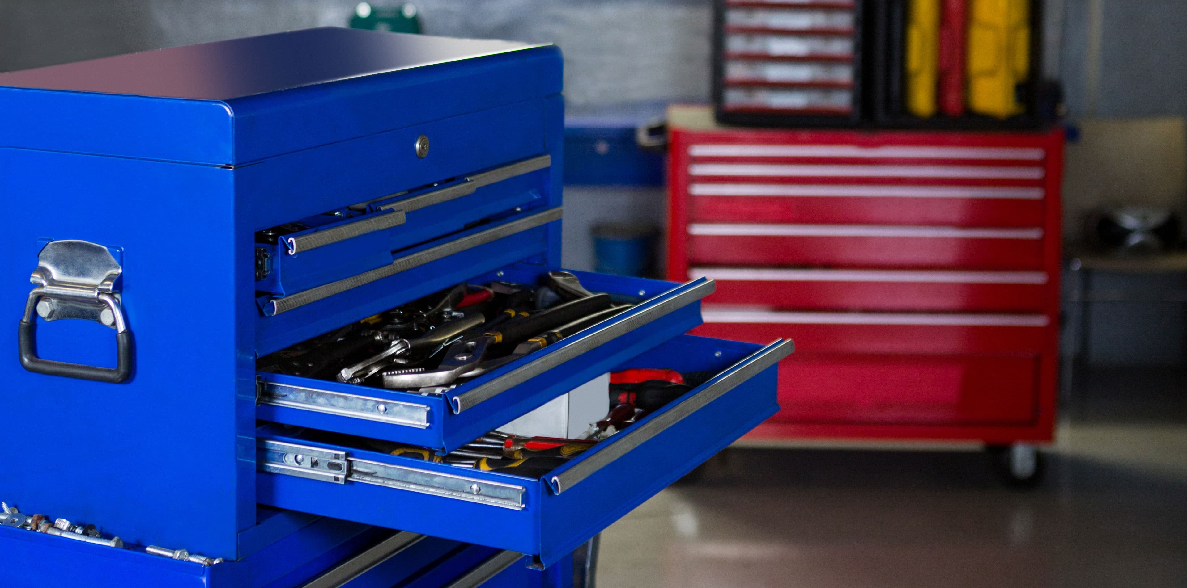 Open toolbox in shop